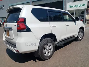 Toyota Land Cruiser Prado 2018 White