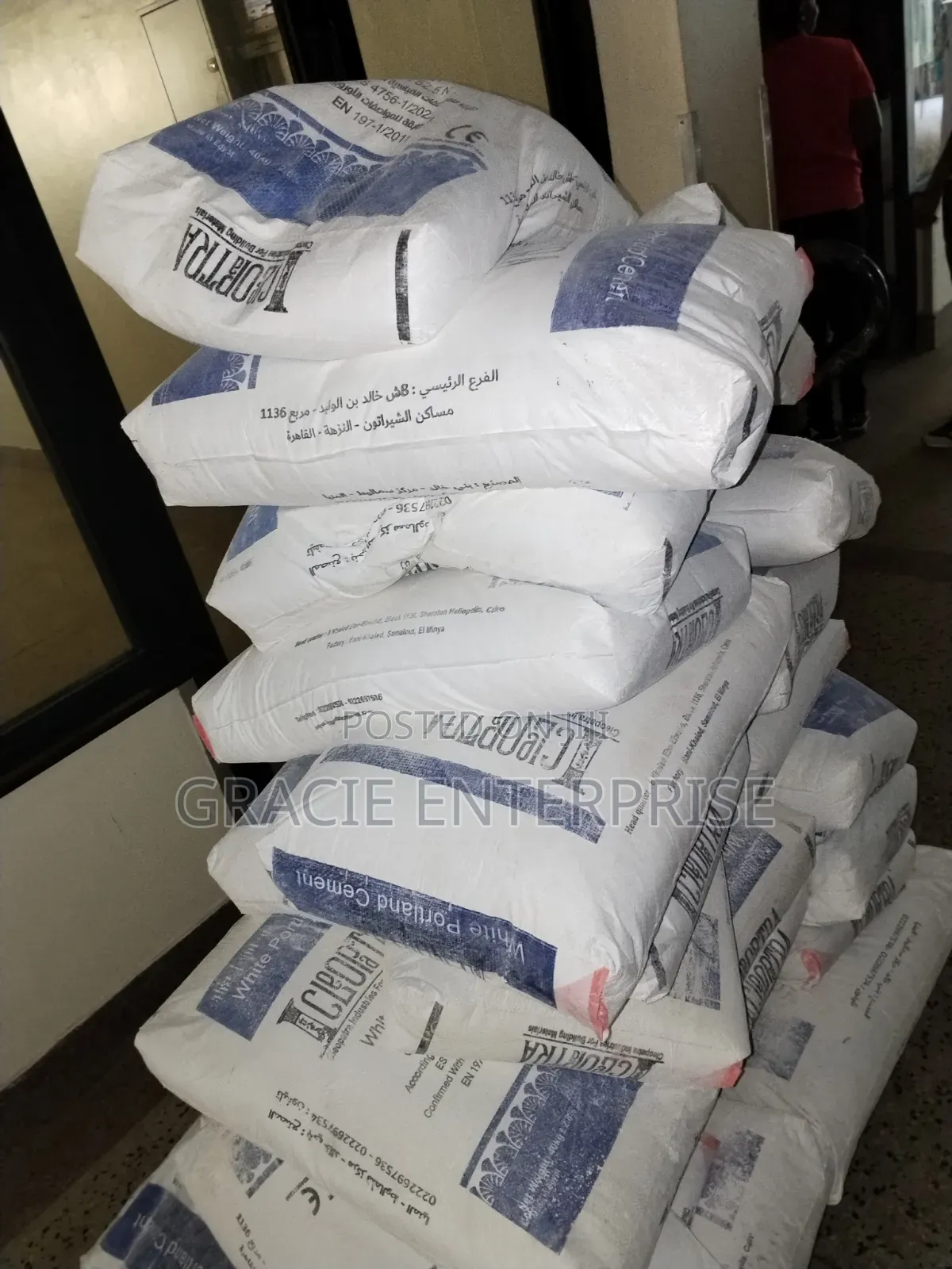 Cleopatra 52.5n, 40kgs White Cement