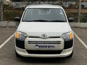 Toyota Probox 1.5 DX 2WD 2020 White