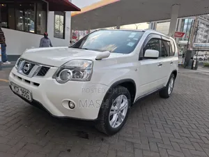 Nissan X-Trail 2011 Pearl