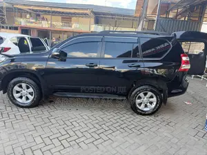 Toyota Land Cruiser Prado 2014 Black
