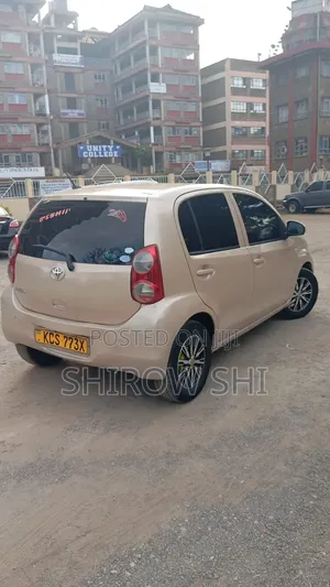 Toyota Passo 2011 Beige