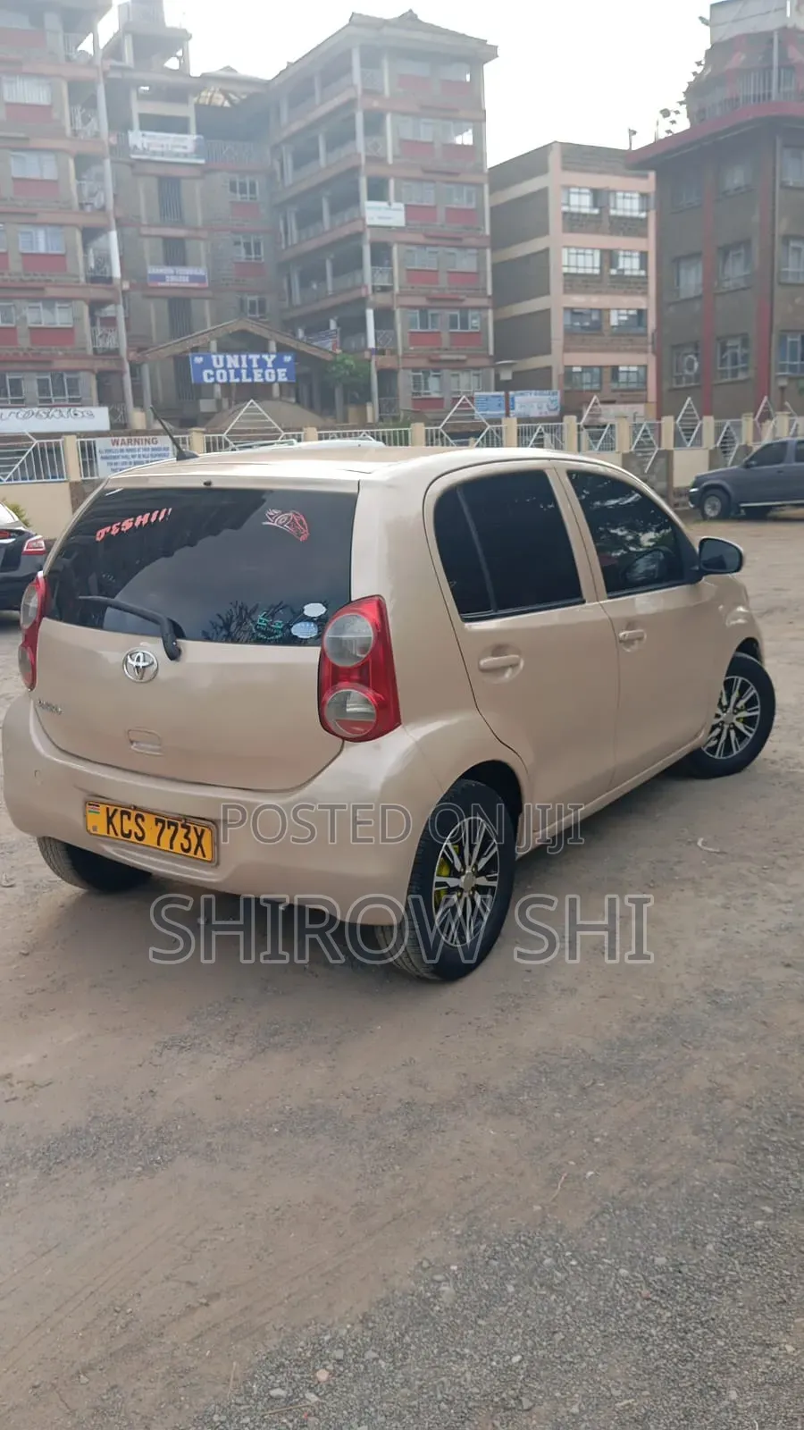 Toyota Passo 2011 Beige