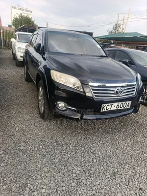 Toyota Vanguard 2011 Black