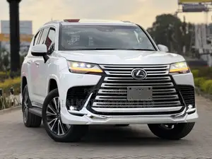 Lexus LX 600 2022 White