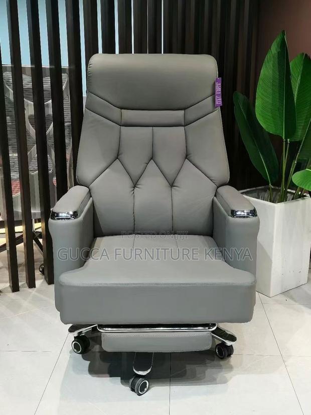 High Back Pu Leather Boss Seat.