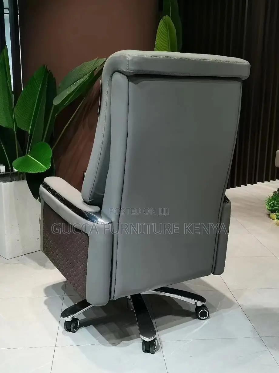 High Back Pu Leather Boss Seat.