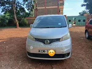 Nissan NV200 2010 Silver