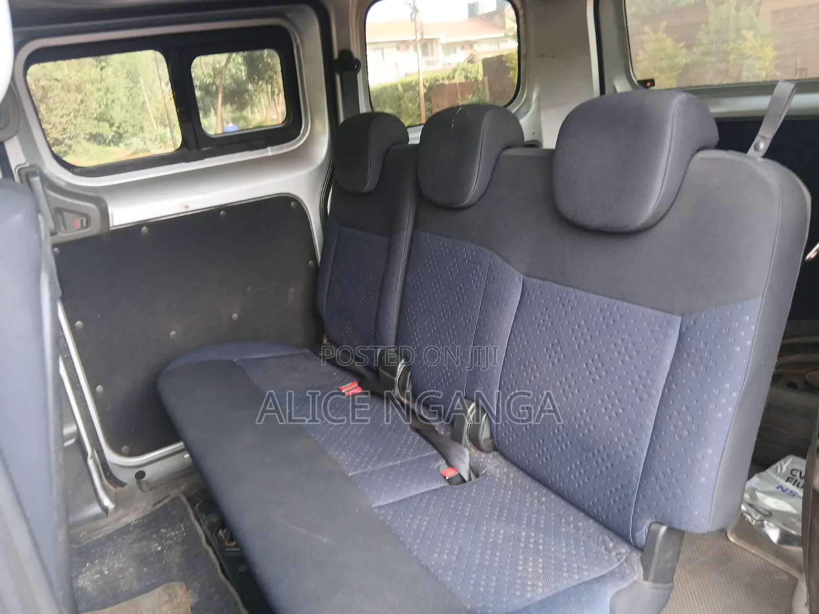 Nissan NV200 2010 Silver