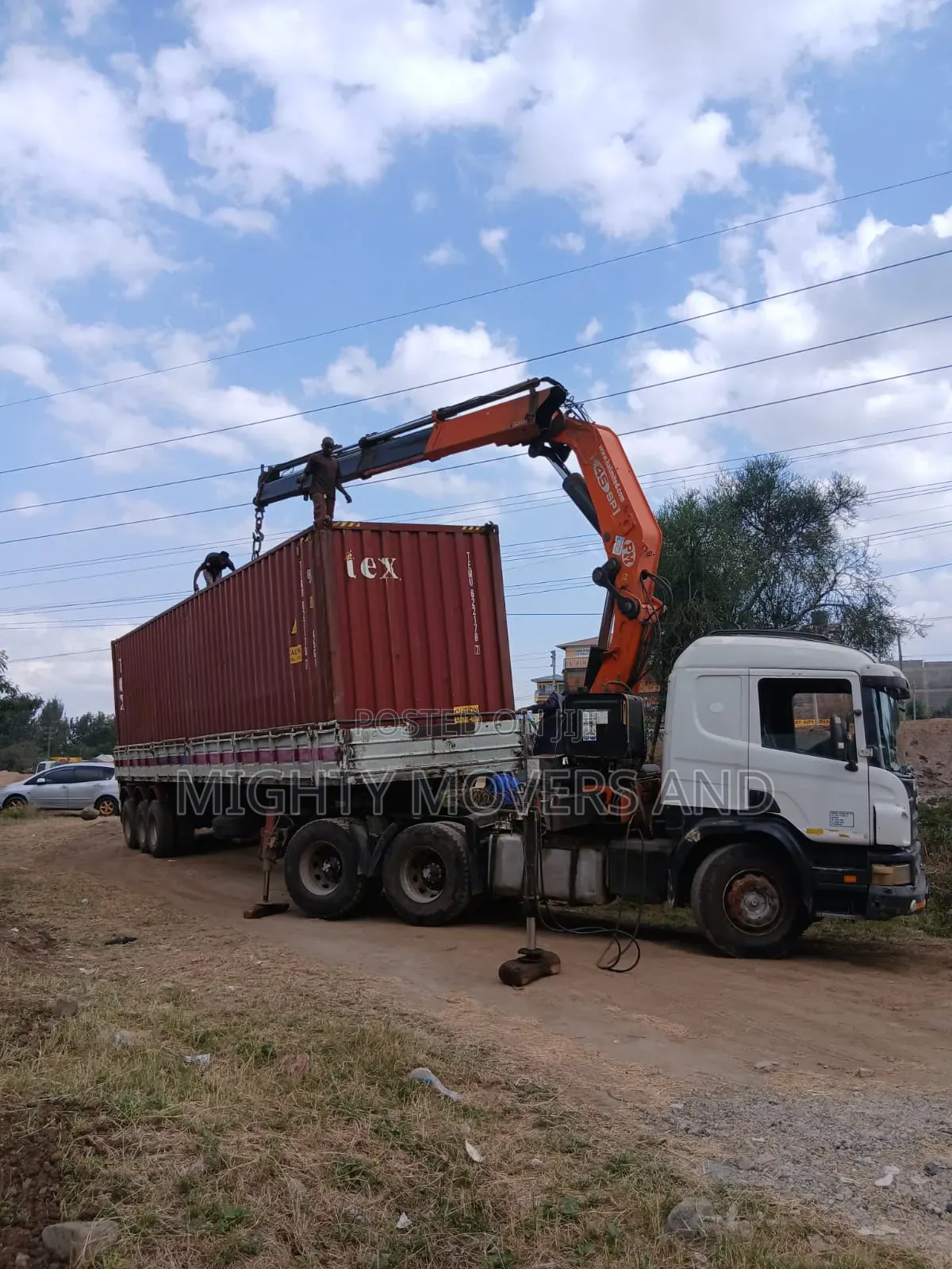 Heavy Cargo Lifter- Self Loader Available