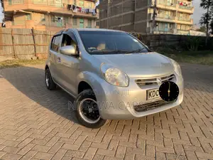 Toyota Passo 1.0 FWD 2013 Silver