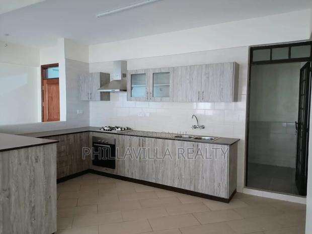 2bdrm Apartment in Mountain View for rent - thumbnail 3