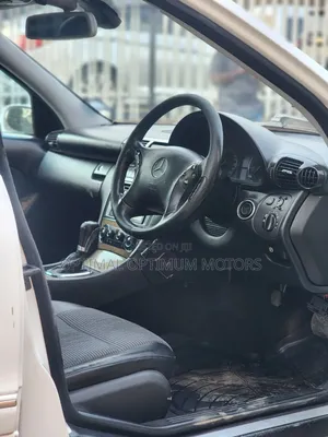 Mercedes-Benz C230 2006 White