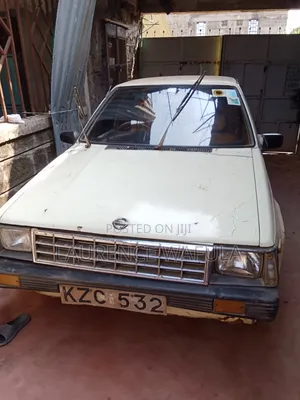 Nissan Hardbody 1993 Beige