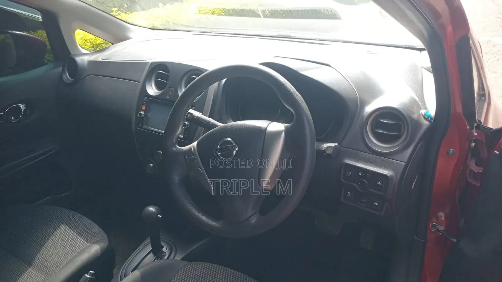 Nissan Note 2015 Red
