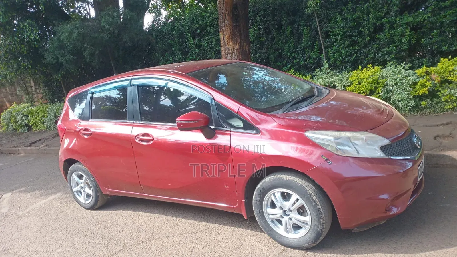 Nissan Note 2015 Red