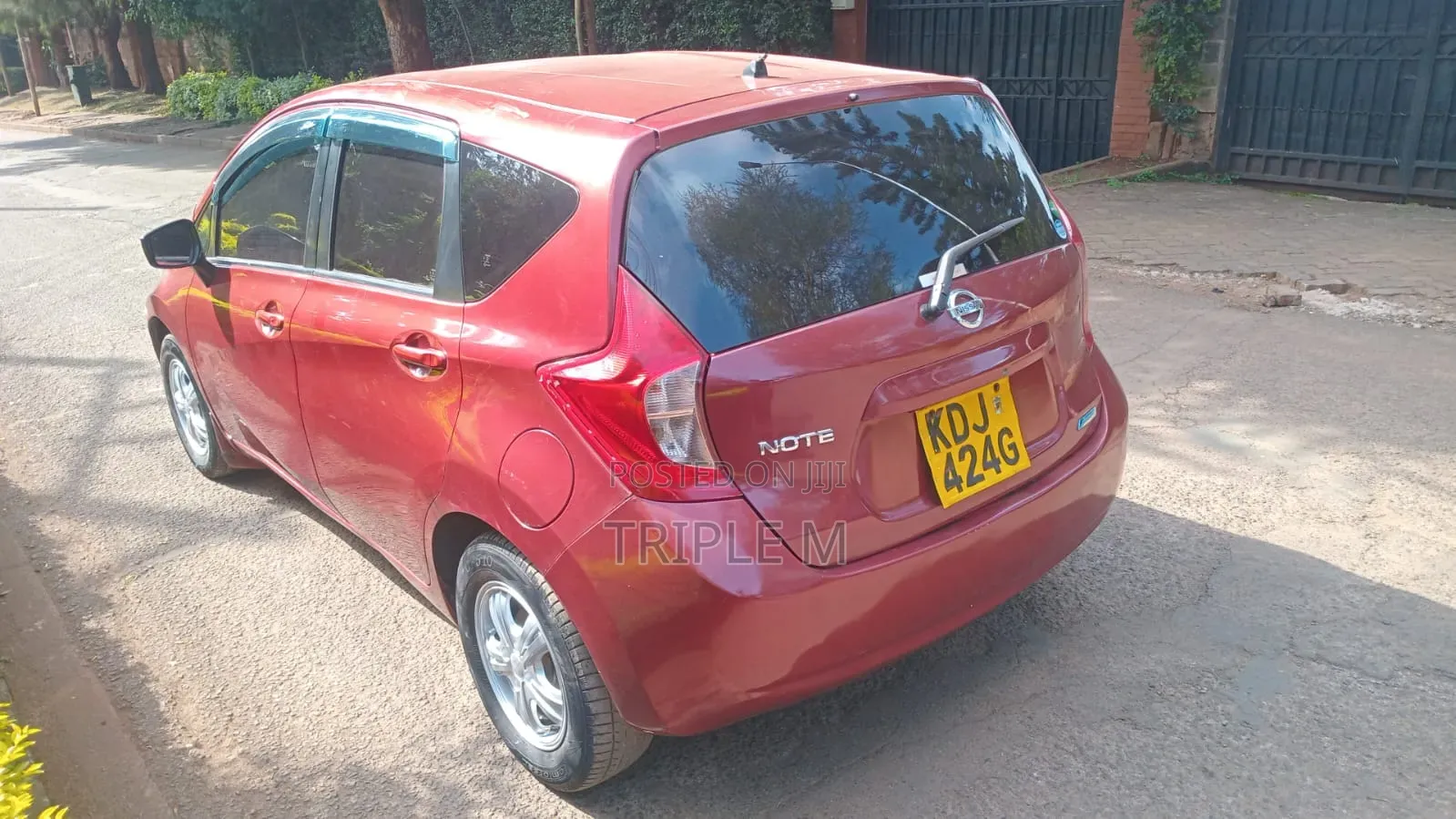 Nissan Note 2015 Red