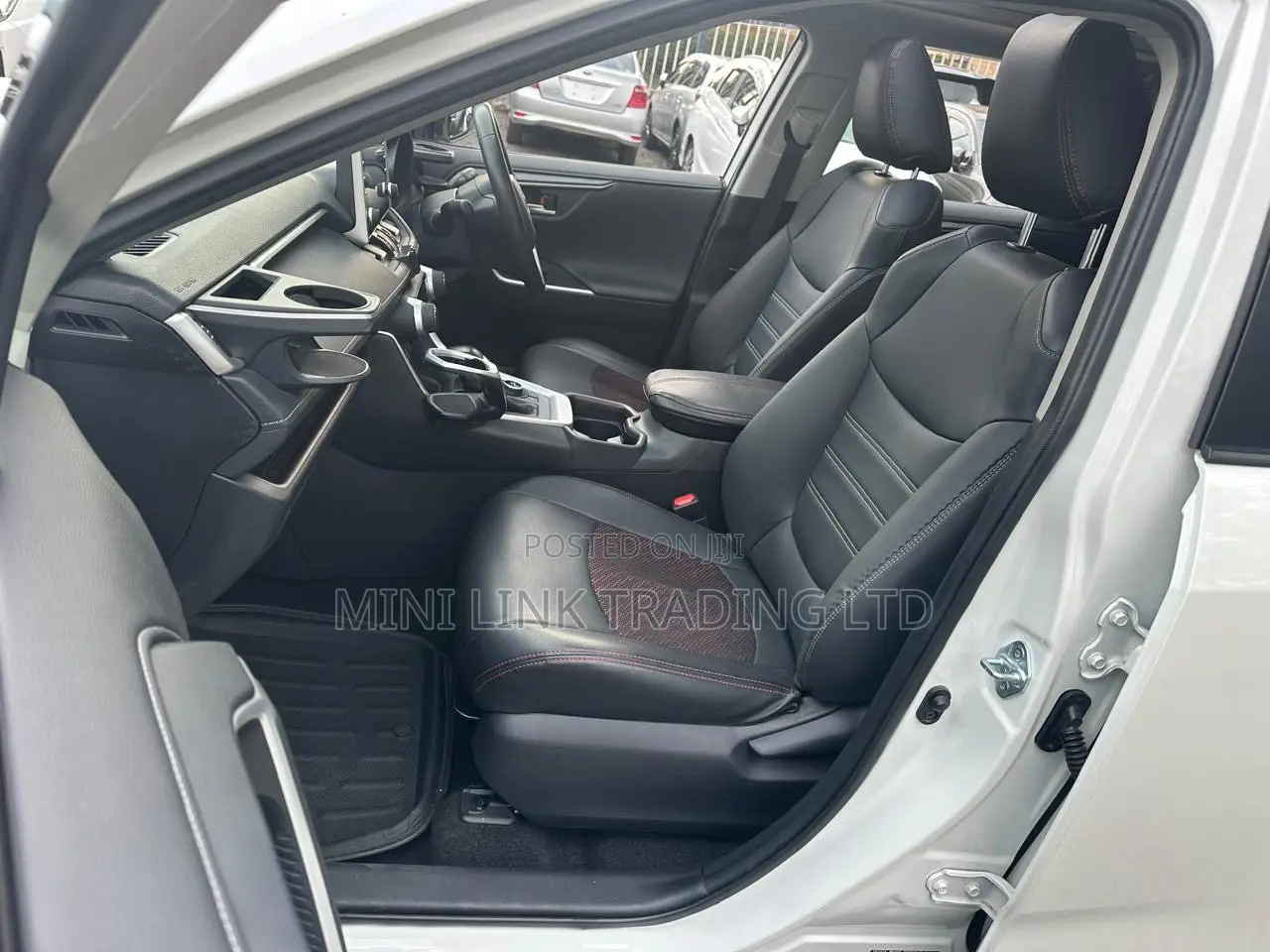 Toyota RAV4 Limited AWD 2020 White