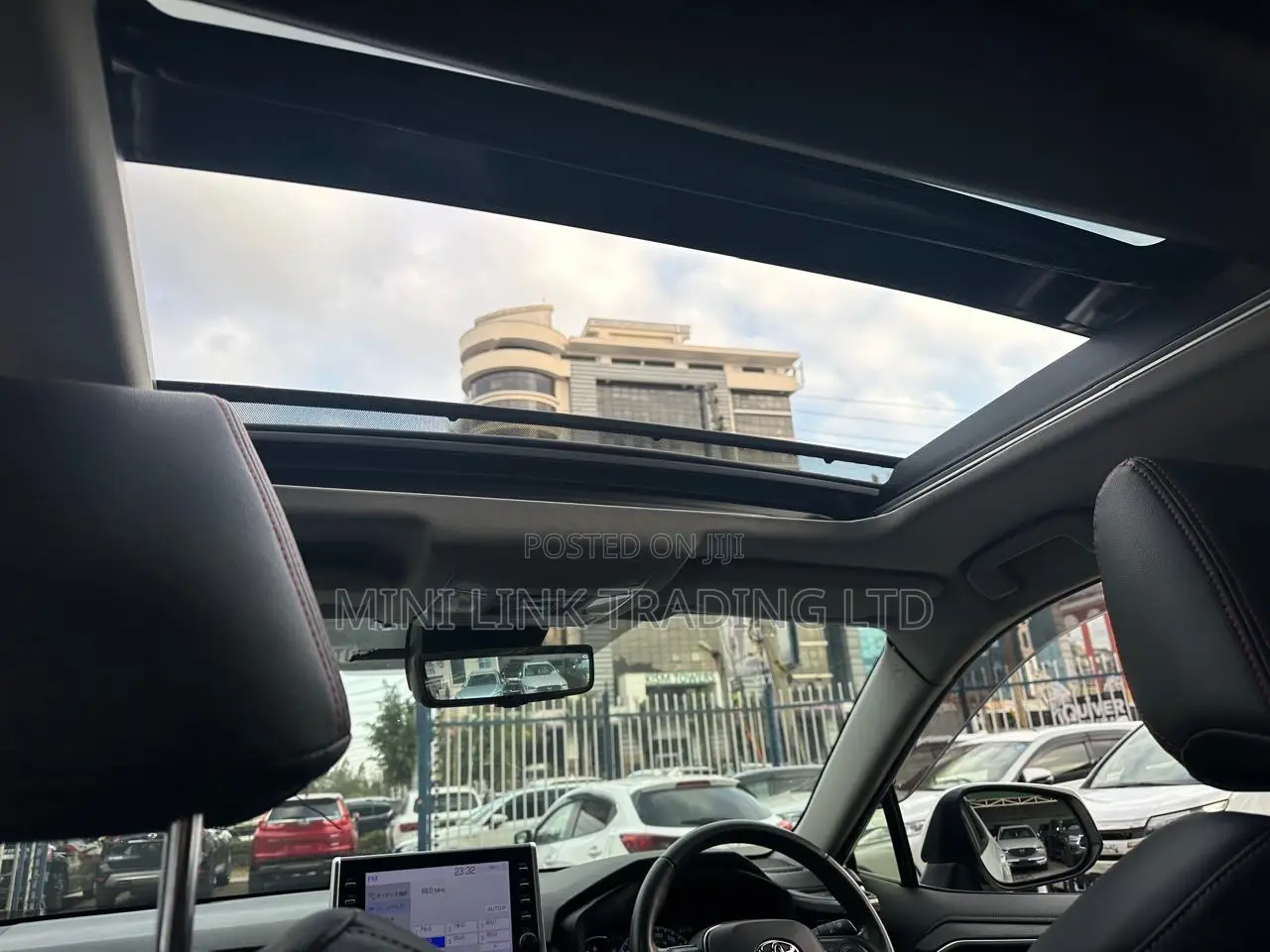 Toyota RAV4 Limited AWD 2020 White