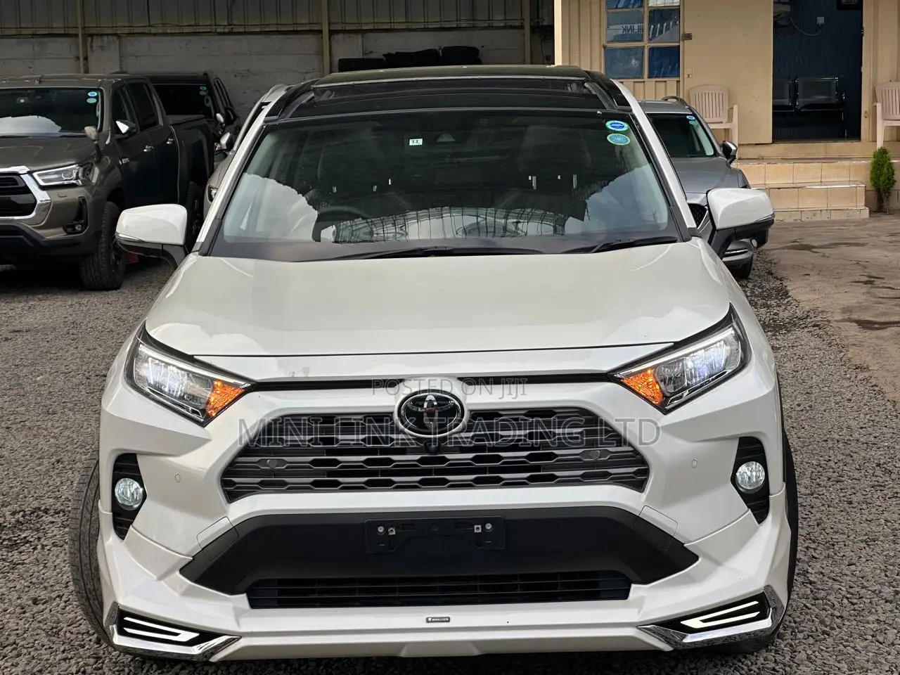 Toyota RAV4 Limited AWD 2020 White