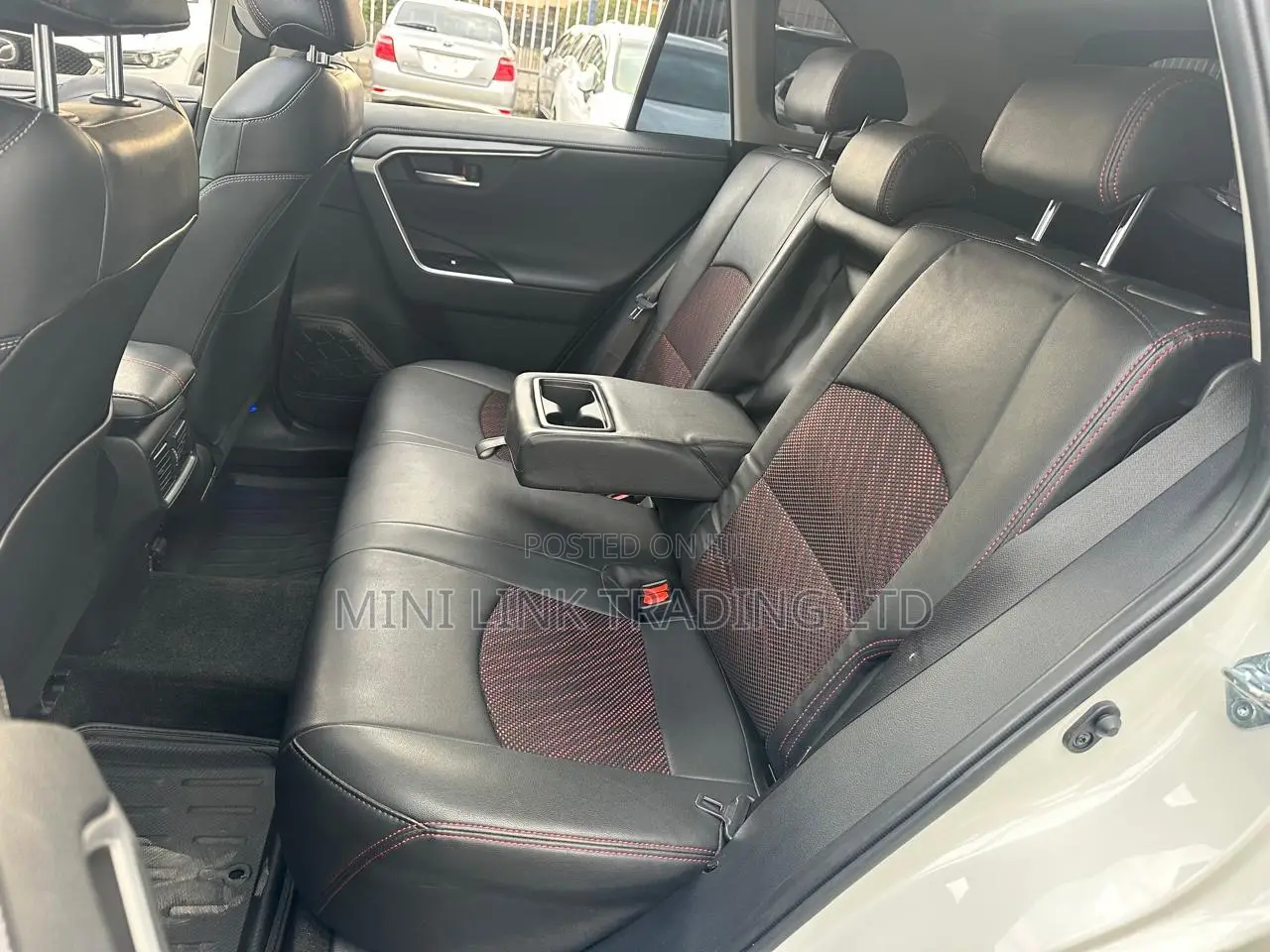 Toyota RAV4 Limited AWD 2020 White