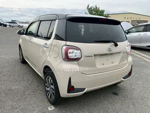 Toyota Passo 2019 Beige