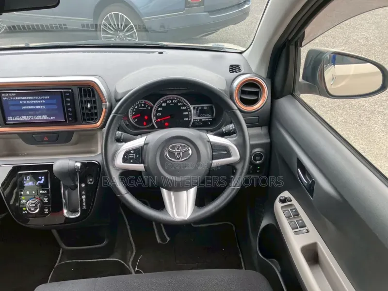 Toyota Passo 2019 Beige