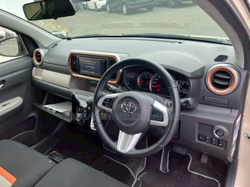 Toyota Passo 2019 Beige
