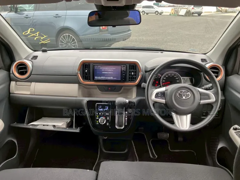 Toyota Passo 2019 Beige