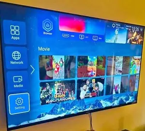 Vitron 43 Inch Tv Smart Slightly Negotiable