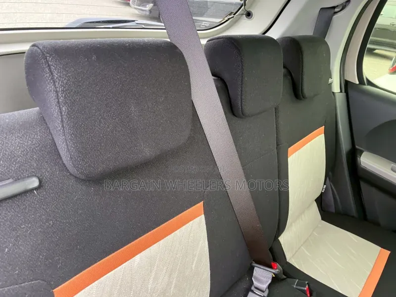 Toyota Passo 2019 Beige