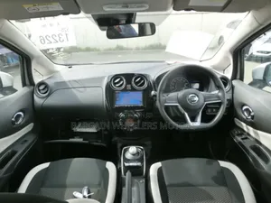 Nissan Note 2019 Silver