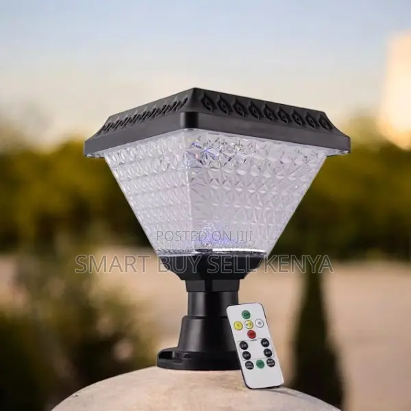 Energy Efficient Outdoor Garden Light Main Gate Post Solar Light Lamp