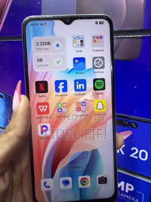 Oppo A18 128 GB Blue