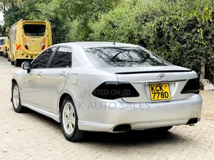 Toyota Crown 2008 Silver