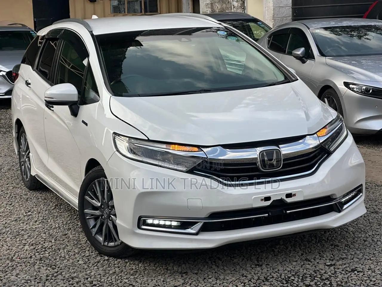 Honda Fit Shuttle 1.5 Hybrid 2WD 2019 White