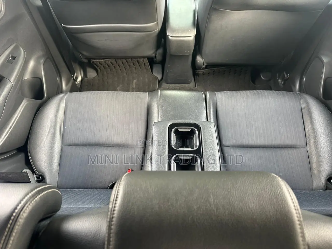 Honda Fit Shuttle 1.5 Hybrid 2WD 2019 White