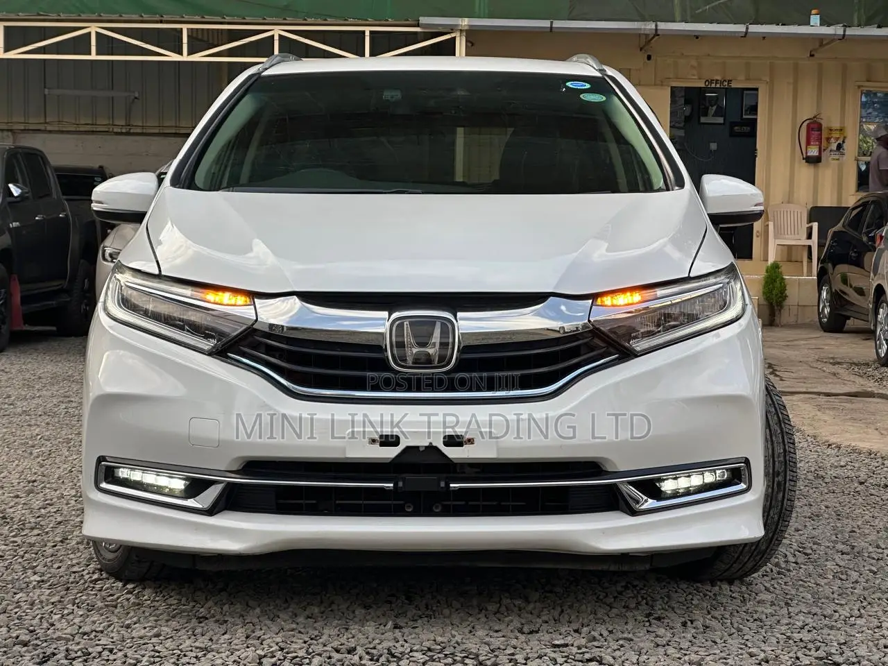 Honda Fit Shuttle 1.5 Hybrid 2WD 2019 White