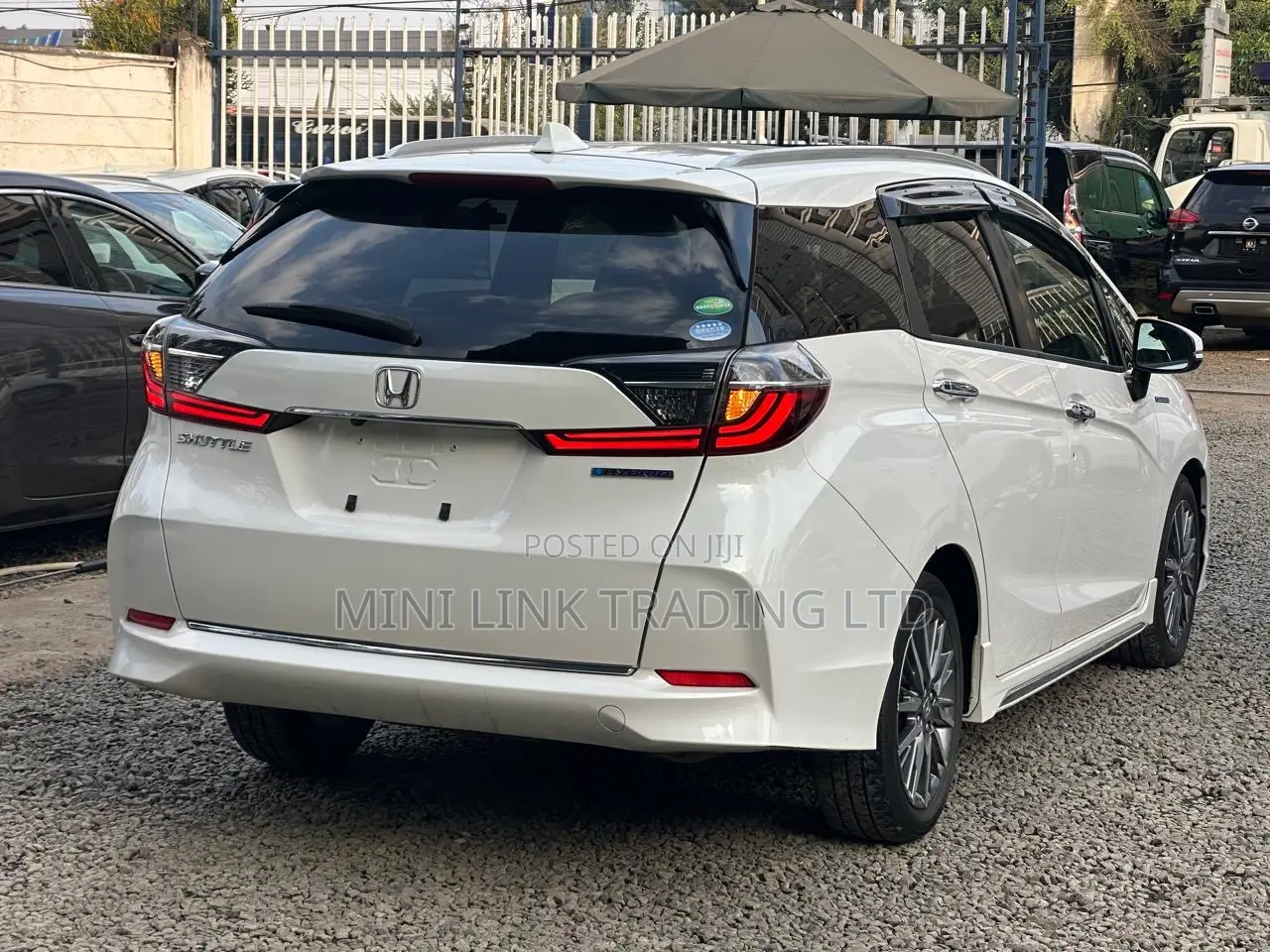 Honda Fit Shuttle 1.5 Hybrid 2WD 2019 White