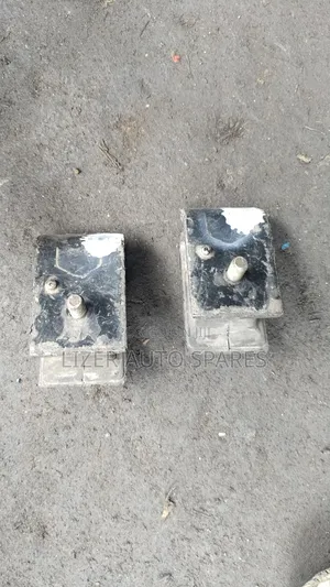 Engine Mount Pajero Mini