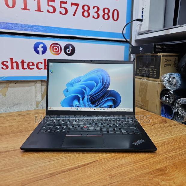 Laptop Lenovo ThinkPad E14 Gen 4 8GB Intel Core i5 SSD 512GB - thumbnail 4