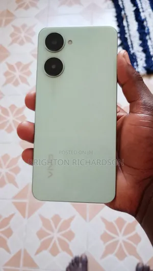 Vivo Y03 128 GB