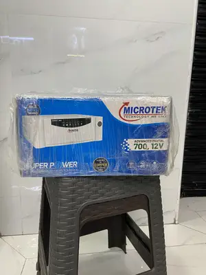 Microtek Super Power 700w, 12v