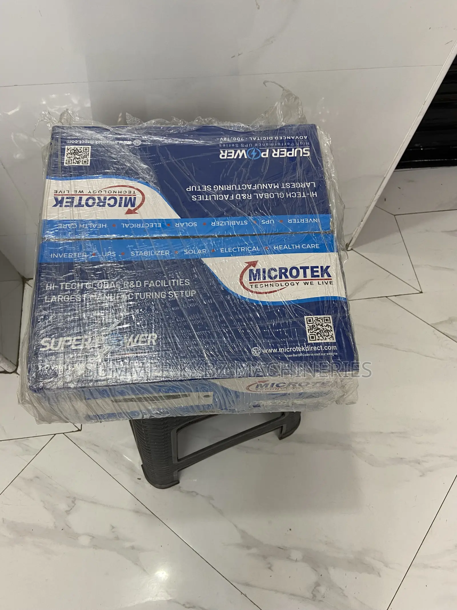 Microtek Super Power 700w, 12v