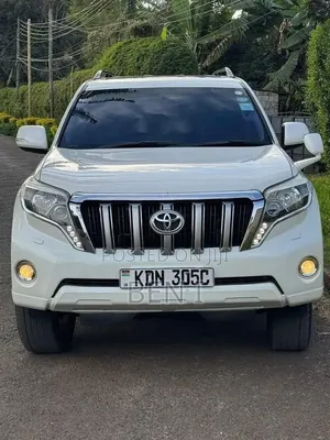 Toyota Land Cruiser 2016 White