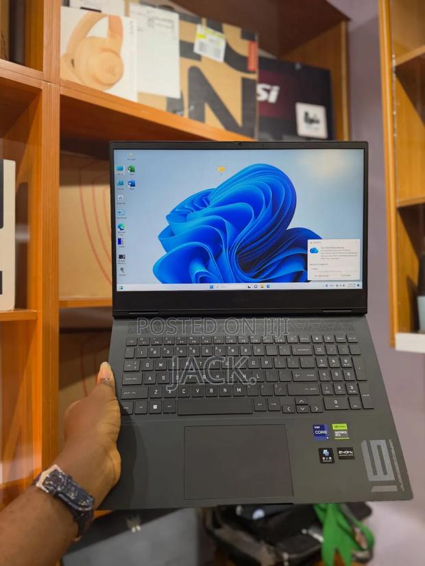 Laptop HP Omen 16 16GB Intel Core i9 SSD 1T - thumbnail 5