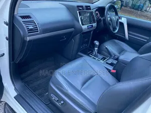 Toyota Land Cruiser Prado 2021 White