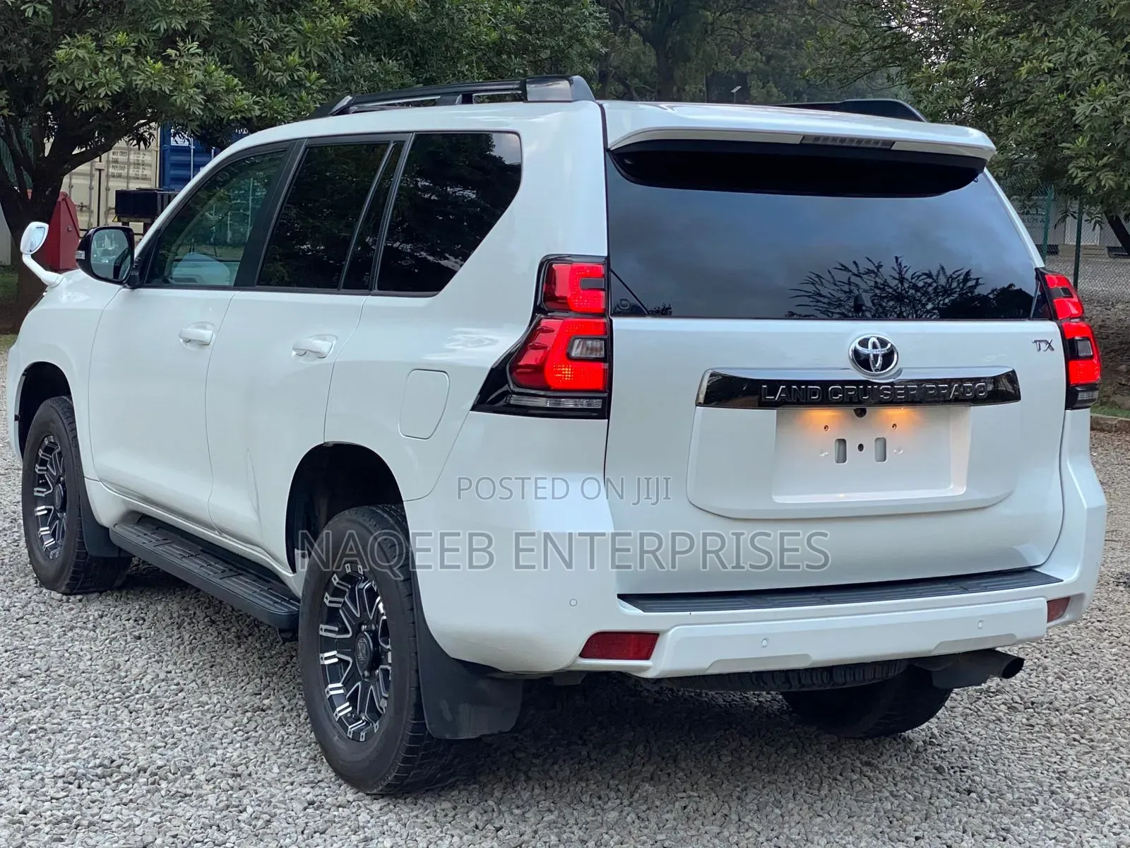 Toyota Land Cruiser Prado 2021 White