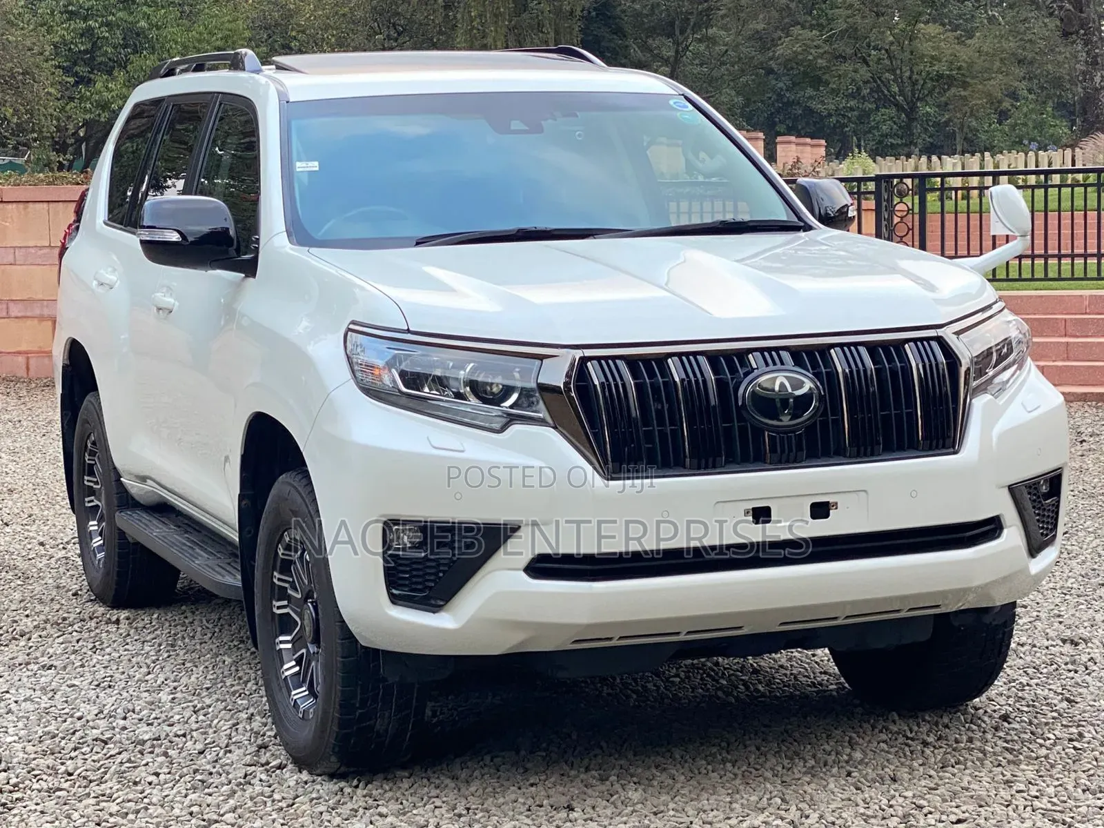 Toyota Land Cruiser Prado 2021 White