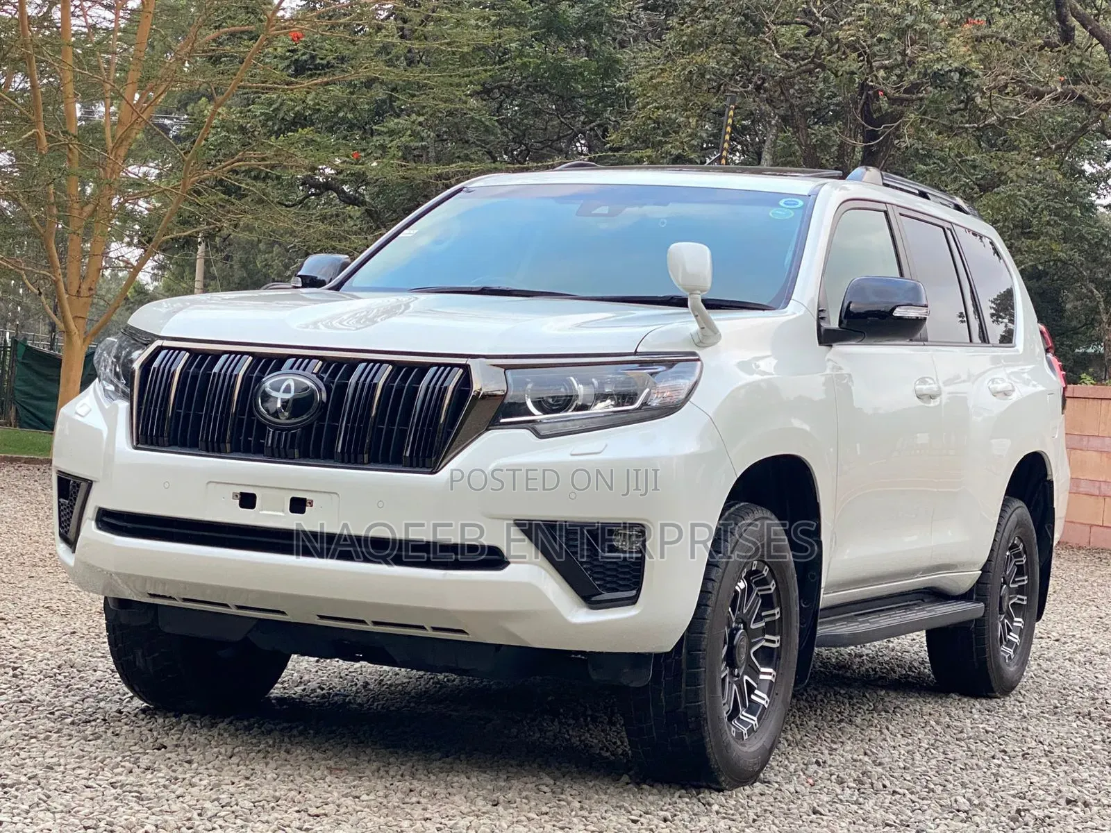 Toyota Land Cruiser Prado 2021 White